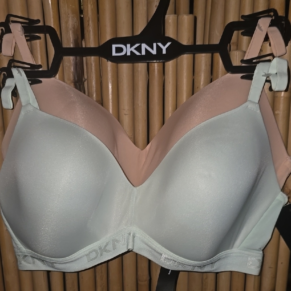 DKNY Women's Intimates Bra - Mint and Peach